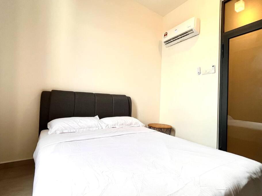 Ins Suite @ The Quartz Residence-Infinity Pool Melaka Zewnętrze zdjęcie